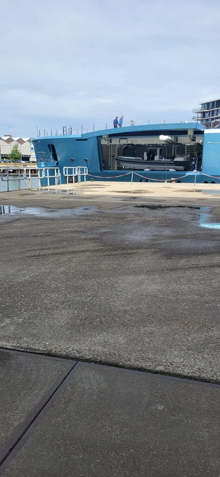 Deck work area in a shipyard